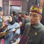 Anggota DPRD Kalimantan Tengah, Bambang Irawan, saat di temui awak media. (SPN)